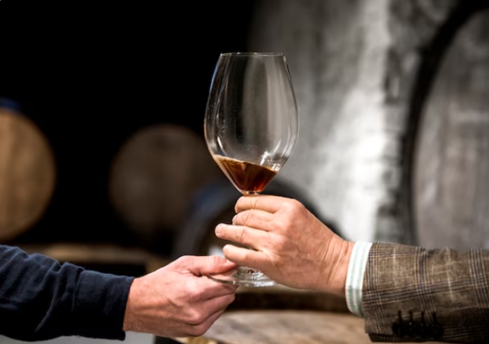 Visita a Bodega, Viñedos y Ermita con Cata de Vino Visita a Bodega, Viñedos y Ermita con Cata de Vino