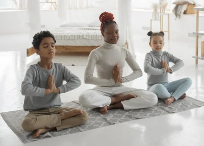 Ebook Yoga y Mindfulness para Adultos y Niños Ebook Yoga y Mindfulness para Adultos y Niños