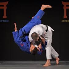 Dos Clases de Judo Dos Clases de Judo